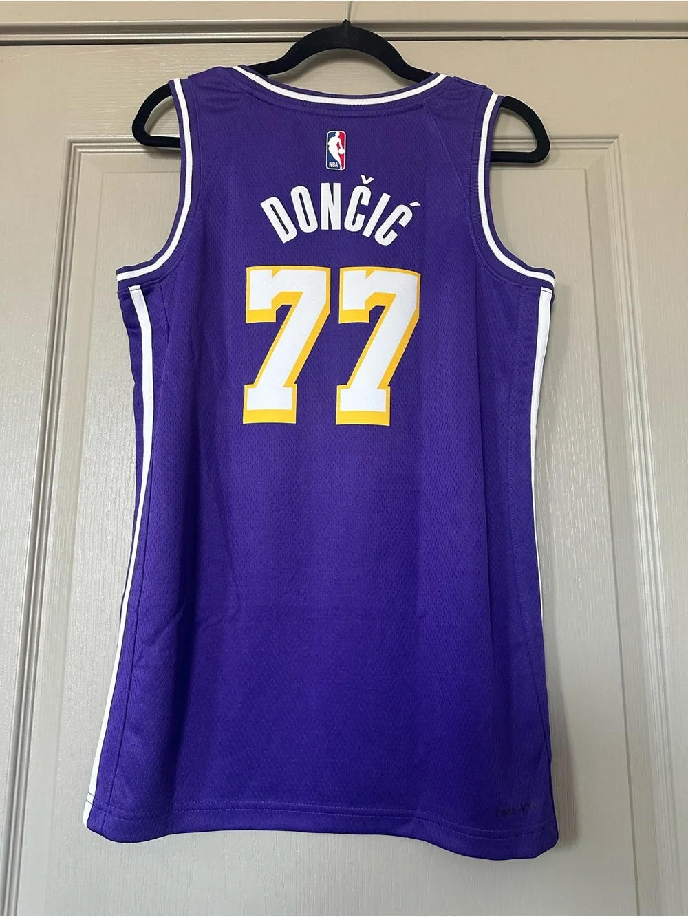 Nike Jordan Luka Dončić Lakers #77 Statement Edition Jersey NWT Small